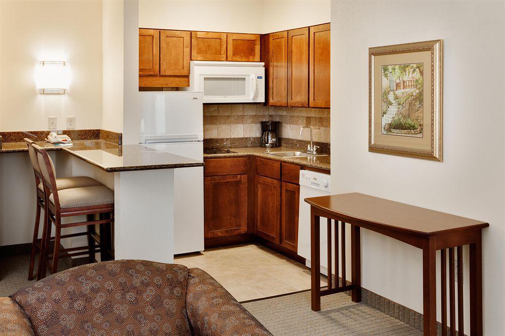 Staybridge Suites Harrisburg-Hershey By Ihg Chambre photo